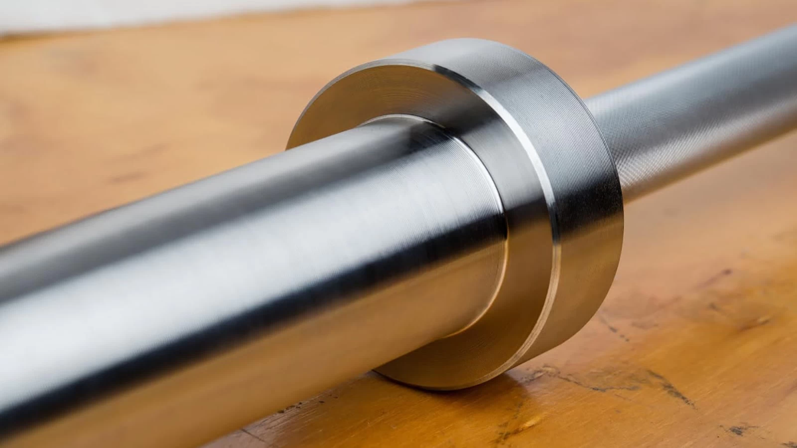 Rogue Euro 28MM Olympic Weightlifting Bar 4 Rogue Euro 28MM Olympic Weightlifting Bar - Image 2