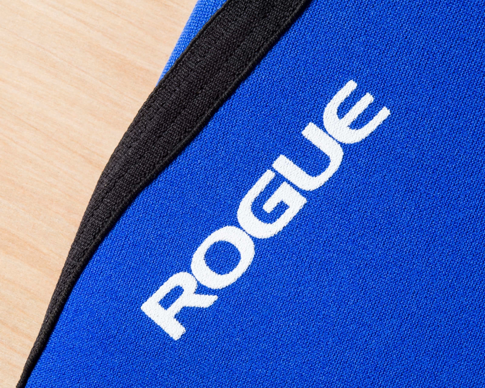 Rogue 7MM Knee Sleeve - Pair 5 Rogue 7MM Knee Sleeve - Pair - Image 3